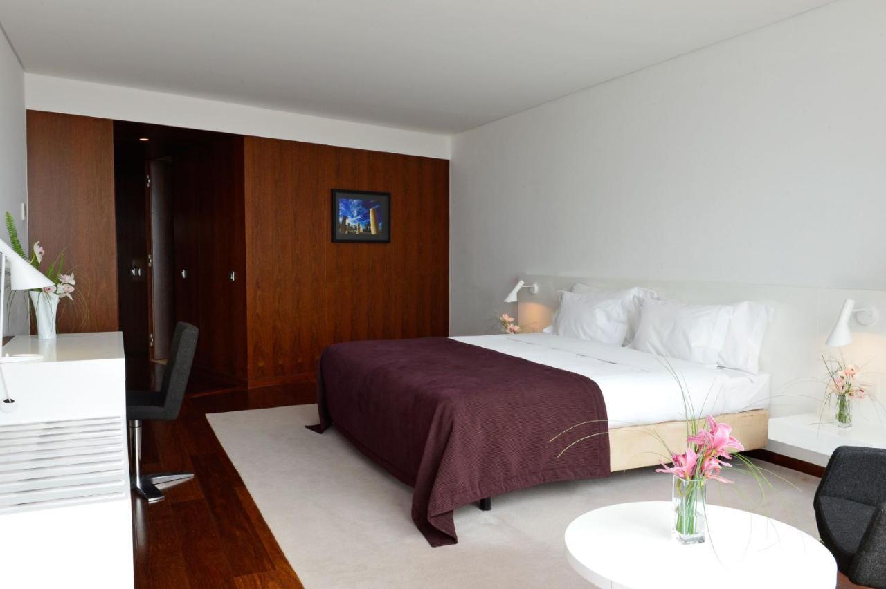 Pousada Palacio De Estoi - Small Luxury Hotels Of The World Екстер'єр фото A bedroom