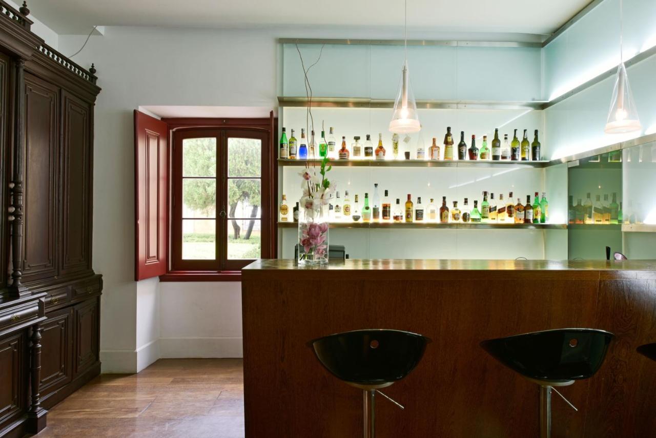 Pousada Palacio De Estoi - Small Luxury Hotels Of The World Екстер'єр фото The bar at the 18th-century villa