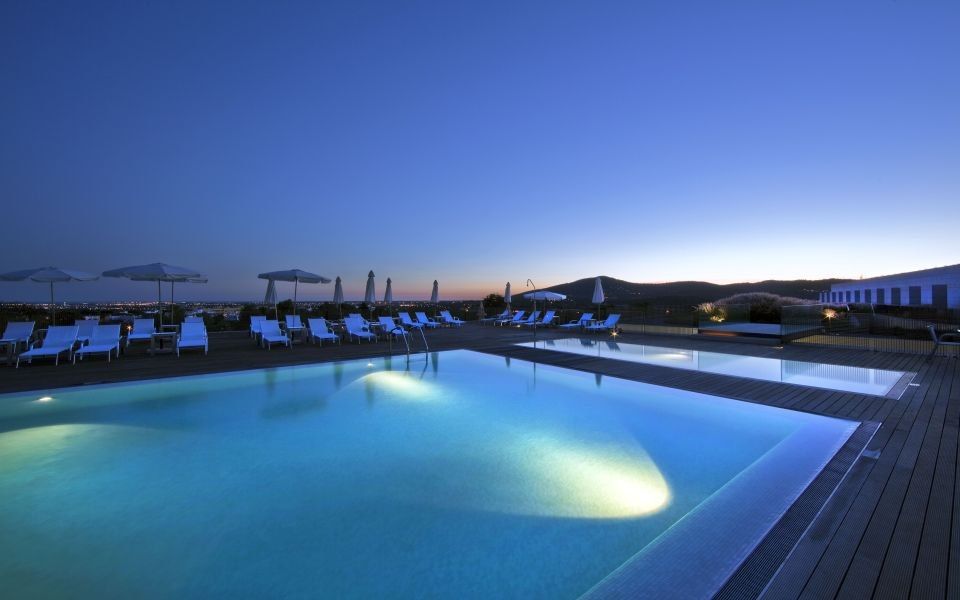 Pousada Palacio De Estoi - Small Luxury Hotels Of The World Екстер'єр фото The pool at the hotel