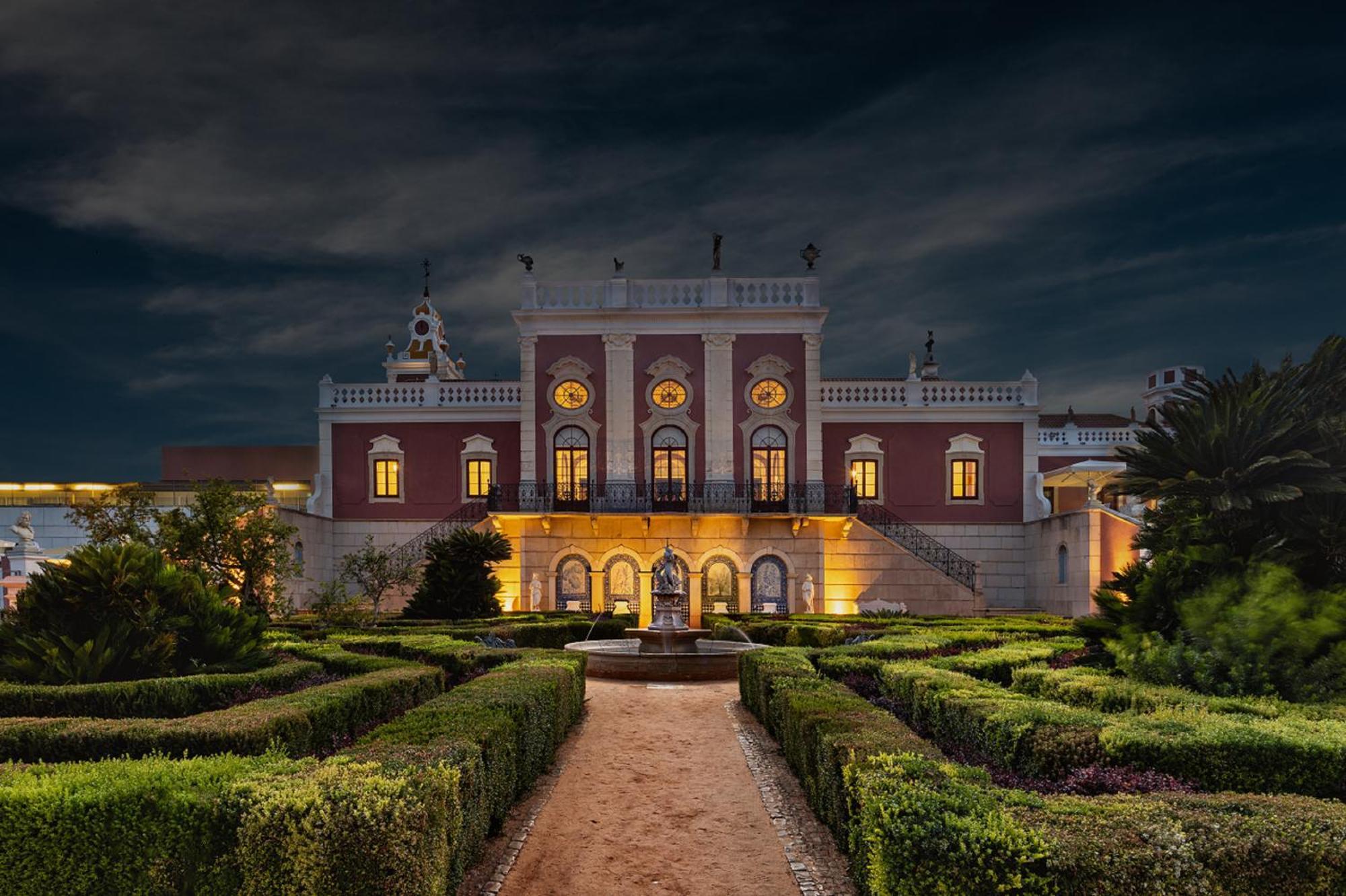 Pousada Palacio De Estoi - Small Luxury Hotels Of The World Екстер'єр фото The Palace of the Dukes of Medinaceli