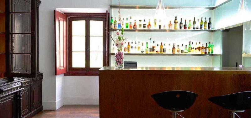 Pousada Palacio De Estoi - Small Luxury Hotels Of The World Екстер'єр фото The bar at the Hotel Sacher